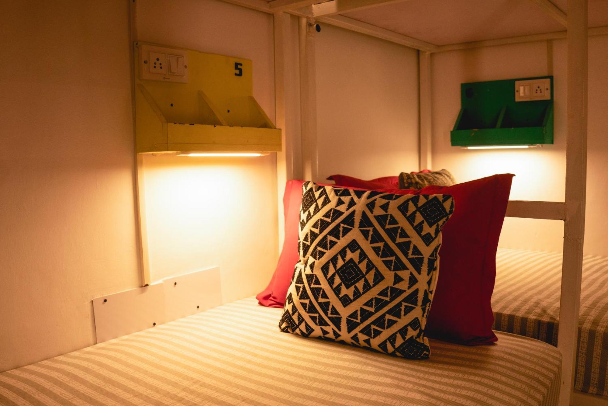 Mitra Mcleodganj Hostel McLeod Ganj Εξωτερικό φωτογραφία